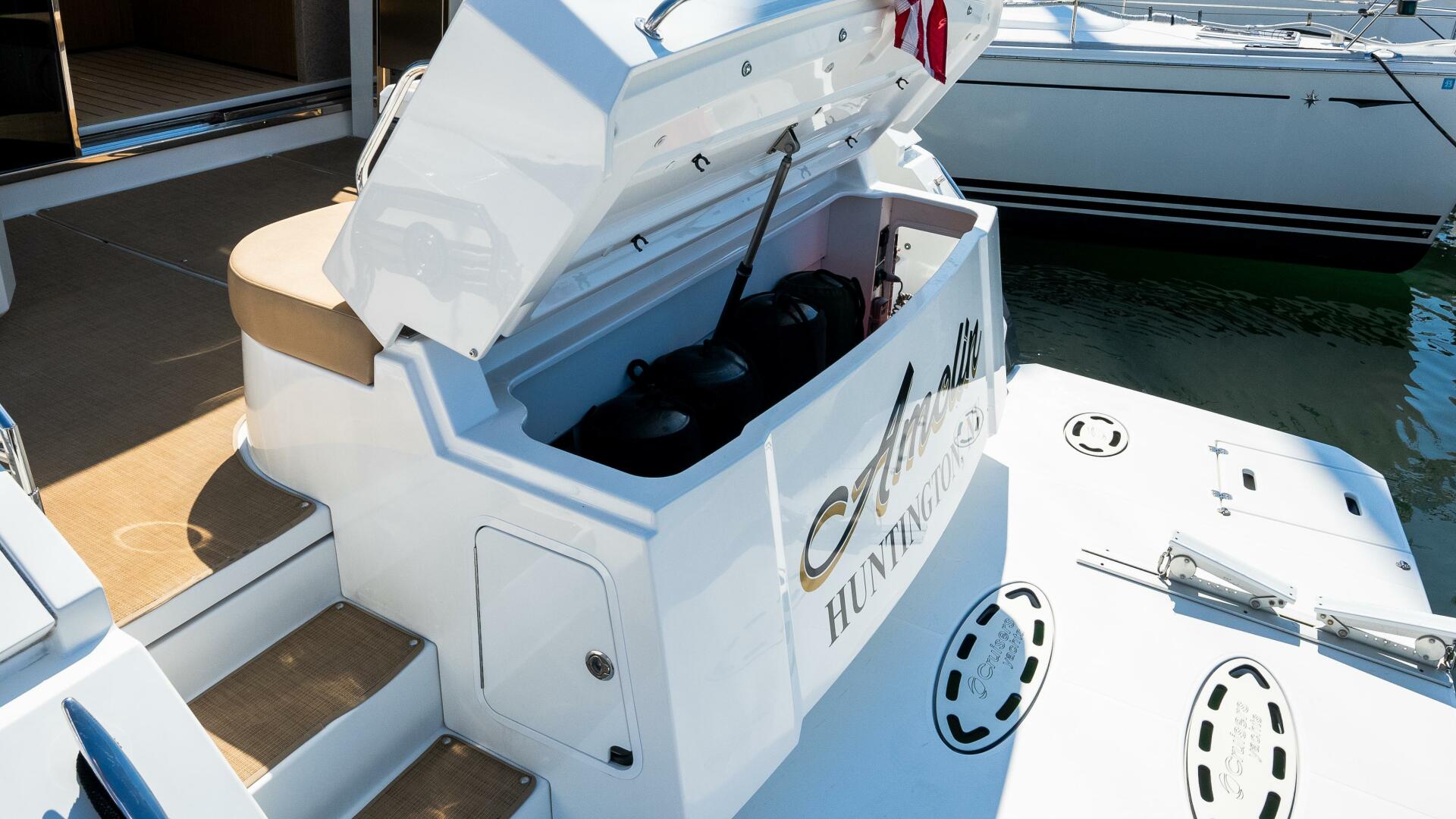 2013 CRUISERS 48 Cantius Base - Image 14