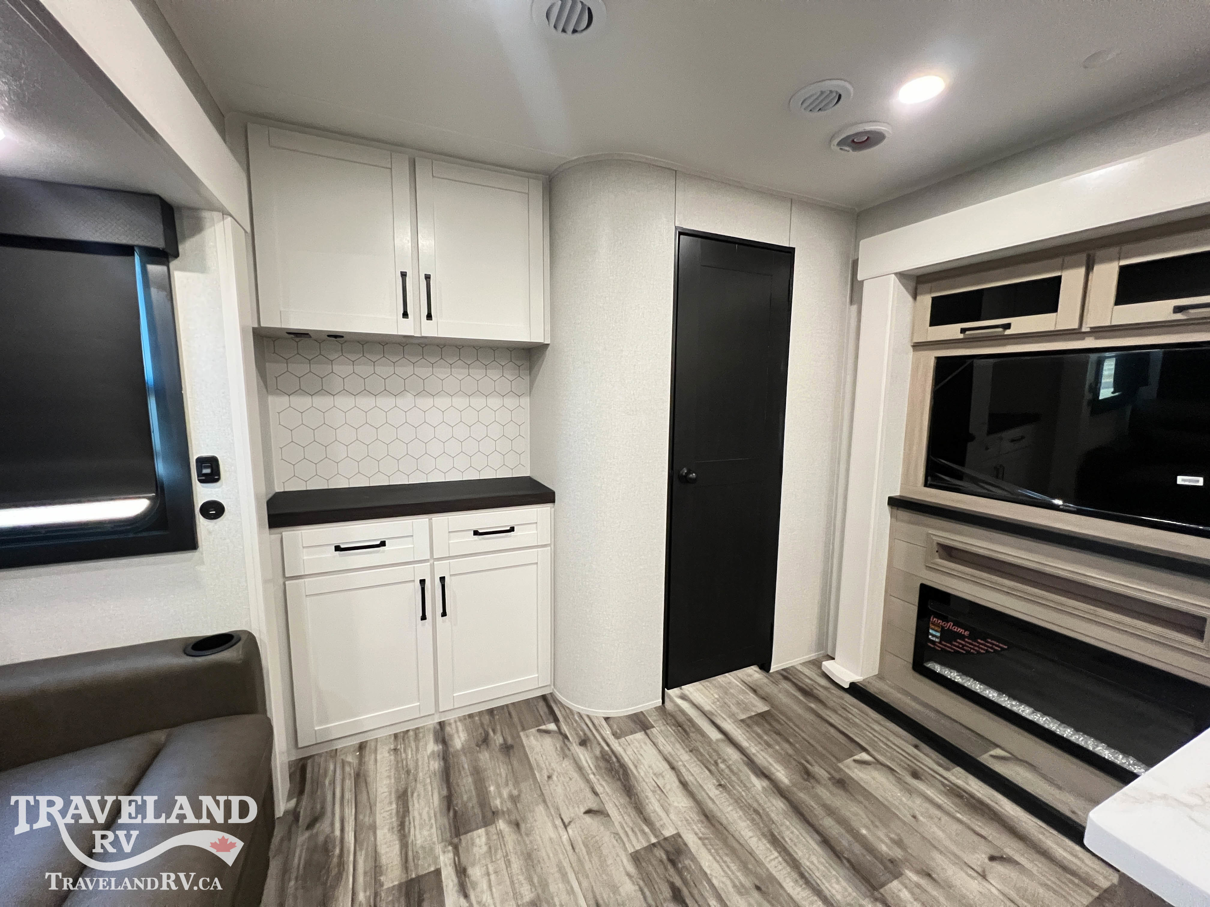 2026 Highland Ridge Roamer Light Duty 31TBTS - Image 23