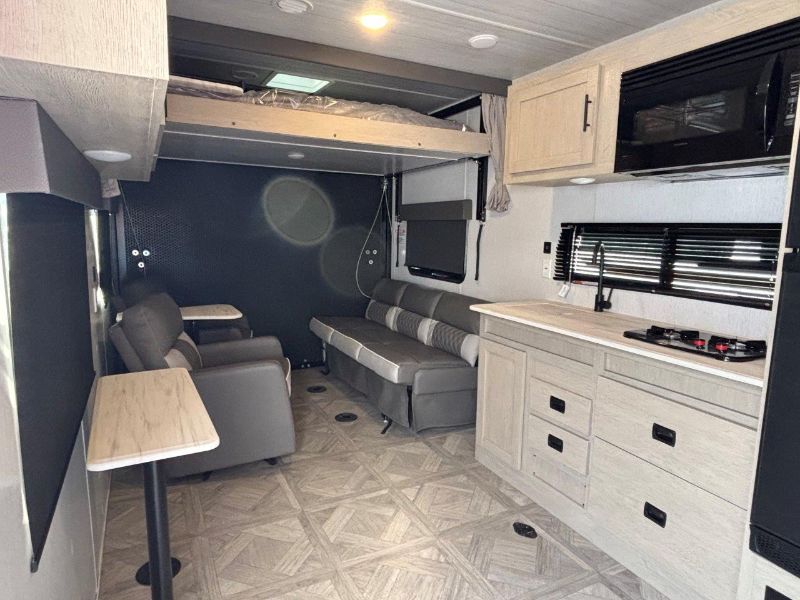 2023 FOREST RIVER EVO LITE 252SS - Image 27
