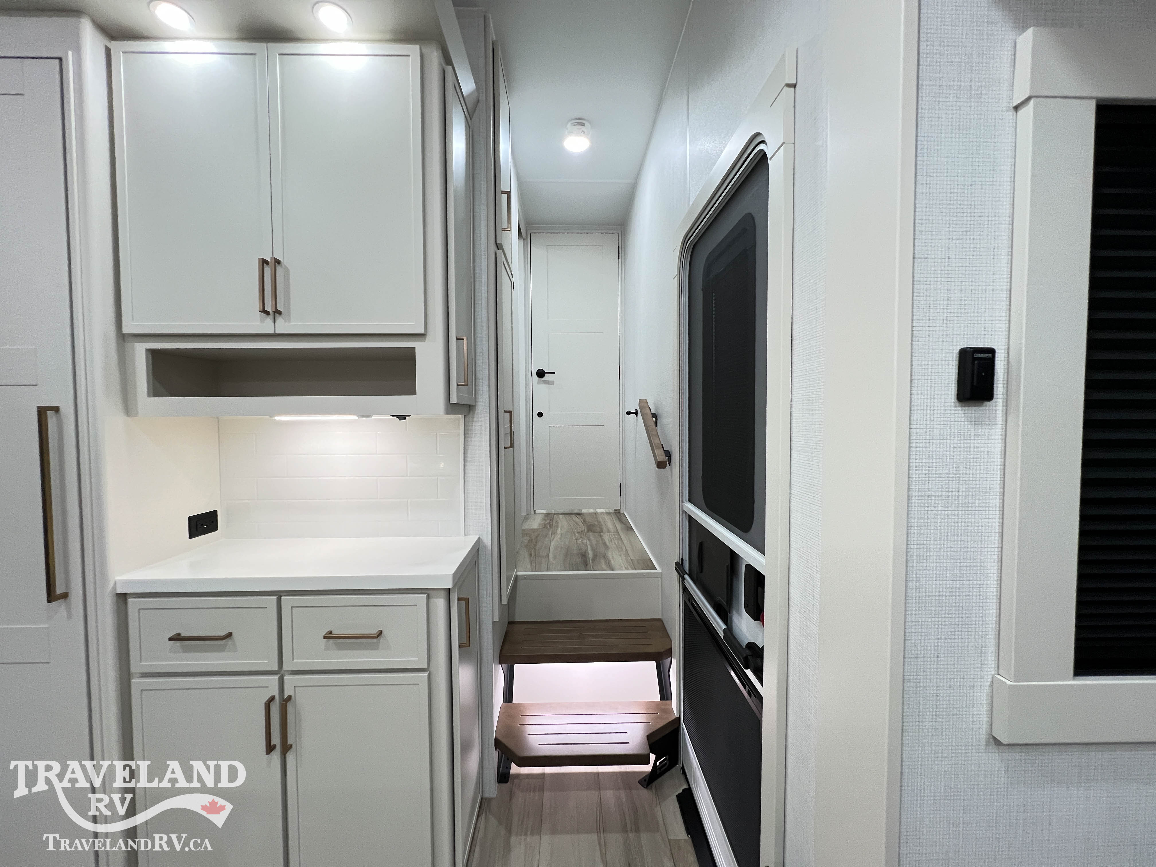 2027 Brinkley RV Model Z 2900 - Image 31