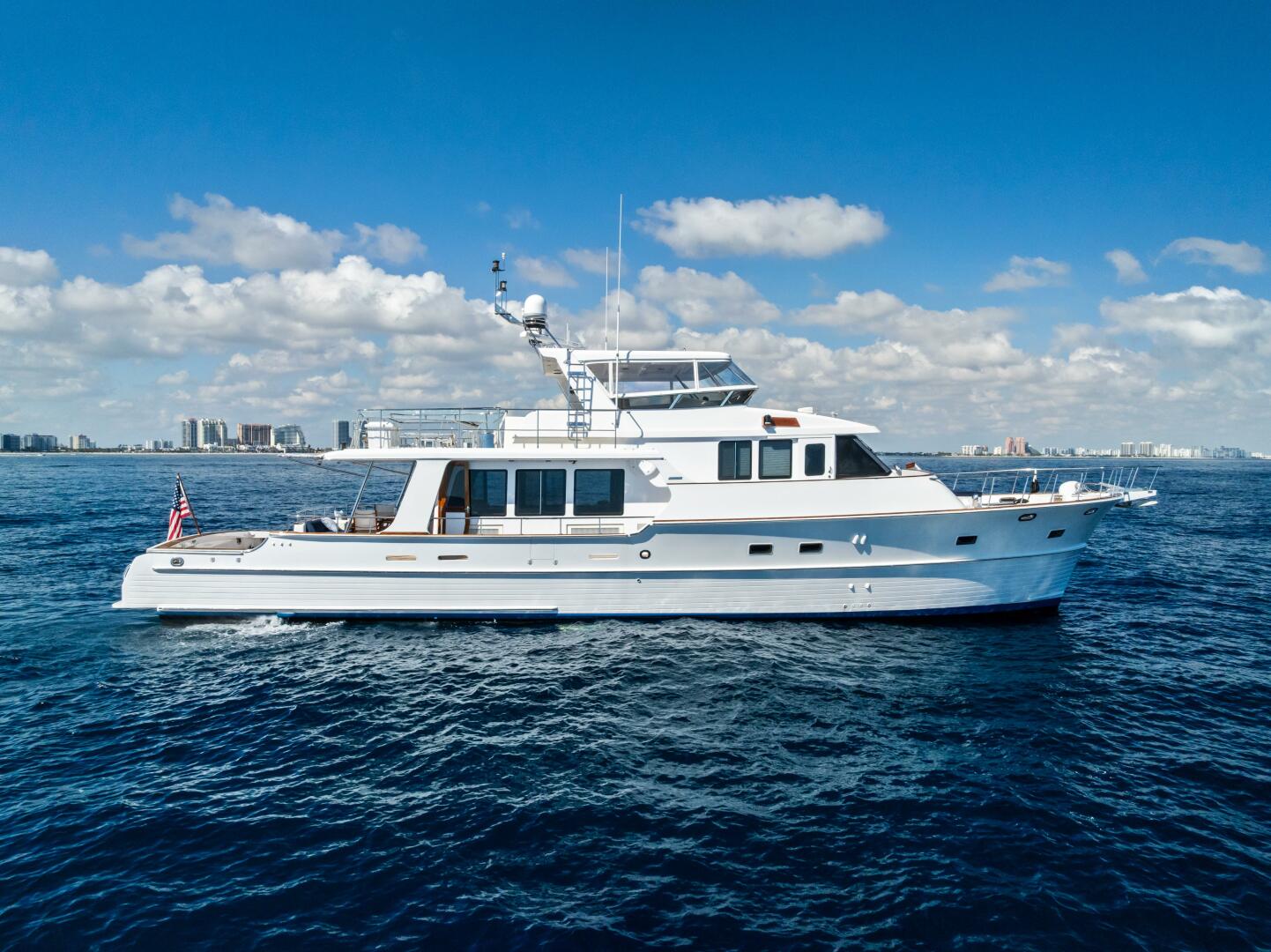 2005 Grand Banks 72 Aleutian RP - Image 3