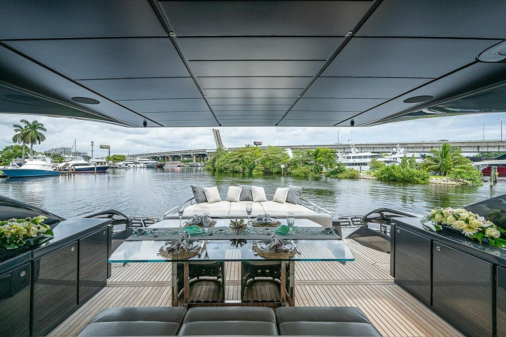 2014 Pershing Pershing 92 - Image 2