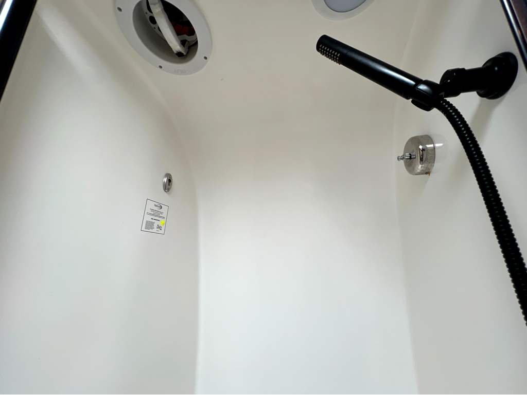 2024 AIRSTREAM POTTERY BARN 28RBT - Image 17