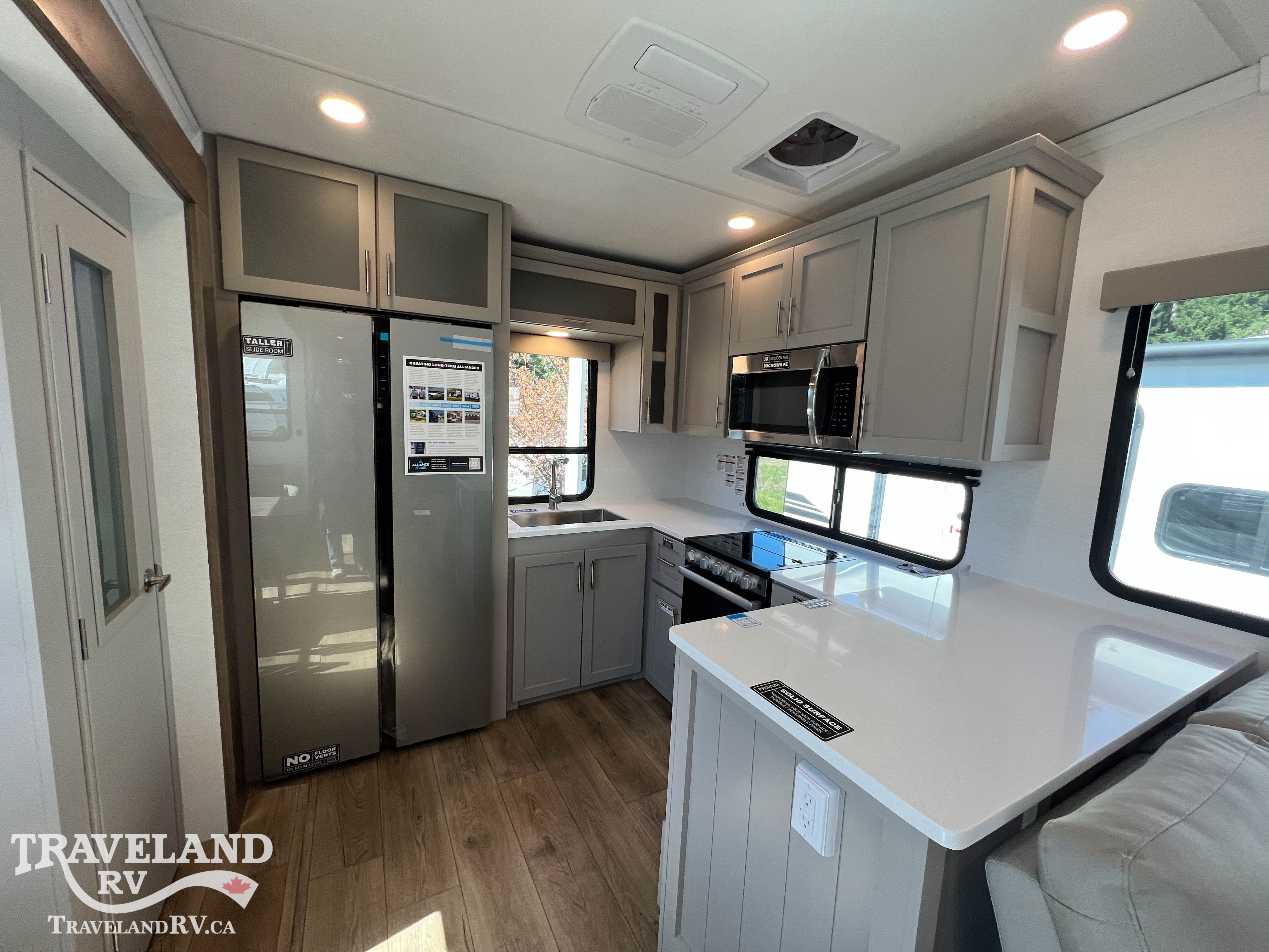 2026 Alliance RV AVENUE 35RKS - Image 8