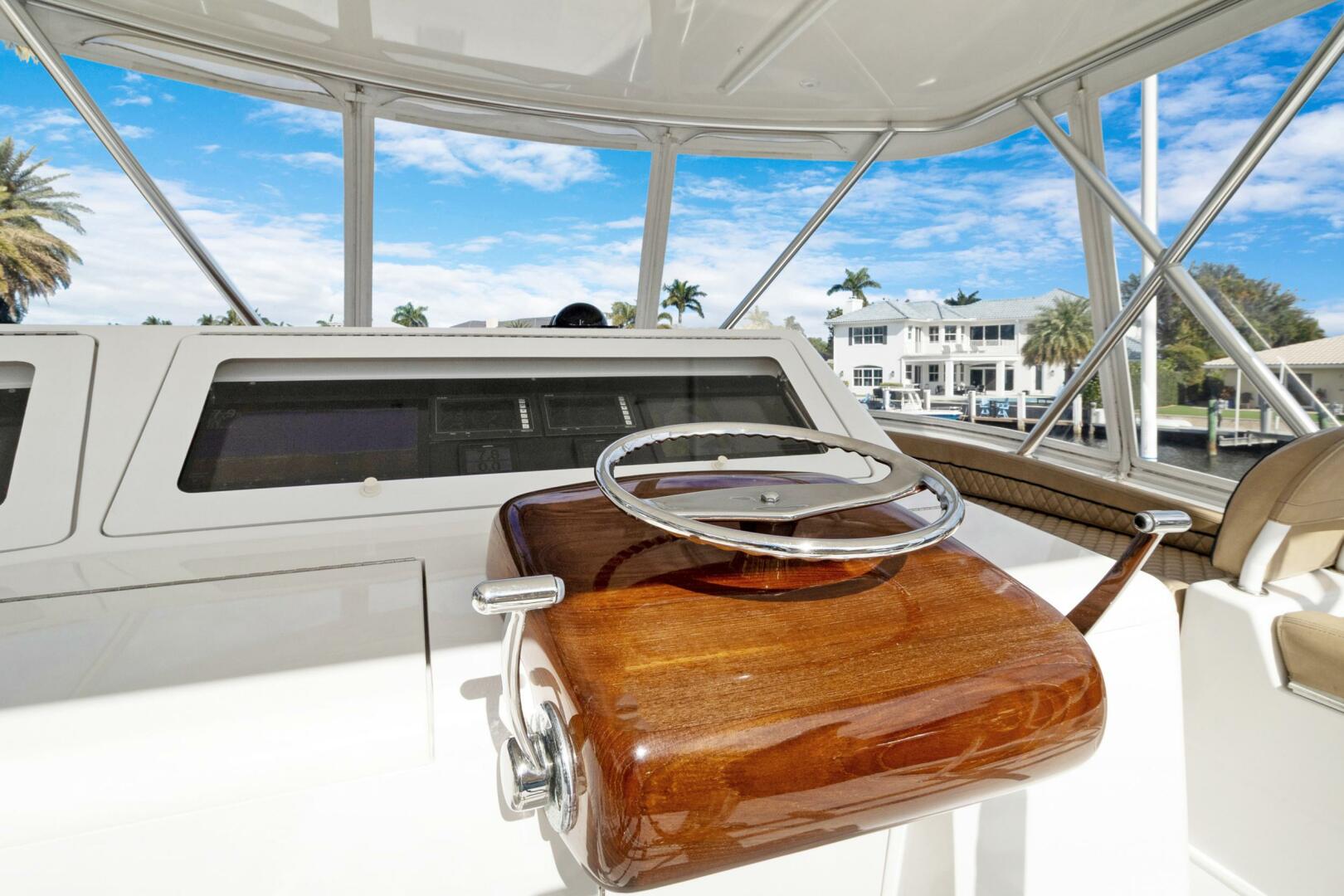 2015 Viking 46 Convertible - Image 24
