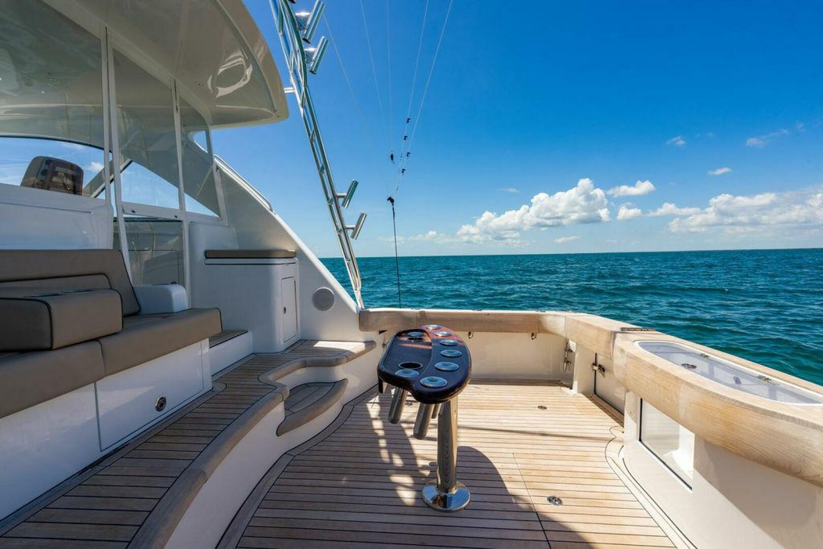 2023 Hatteras GT45X - Image 18