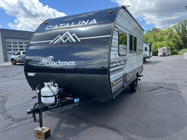 2024 Coachmen Catalina Summit Series 7 164BHX - Image 5