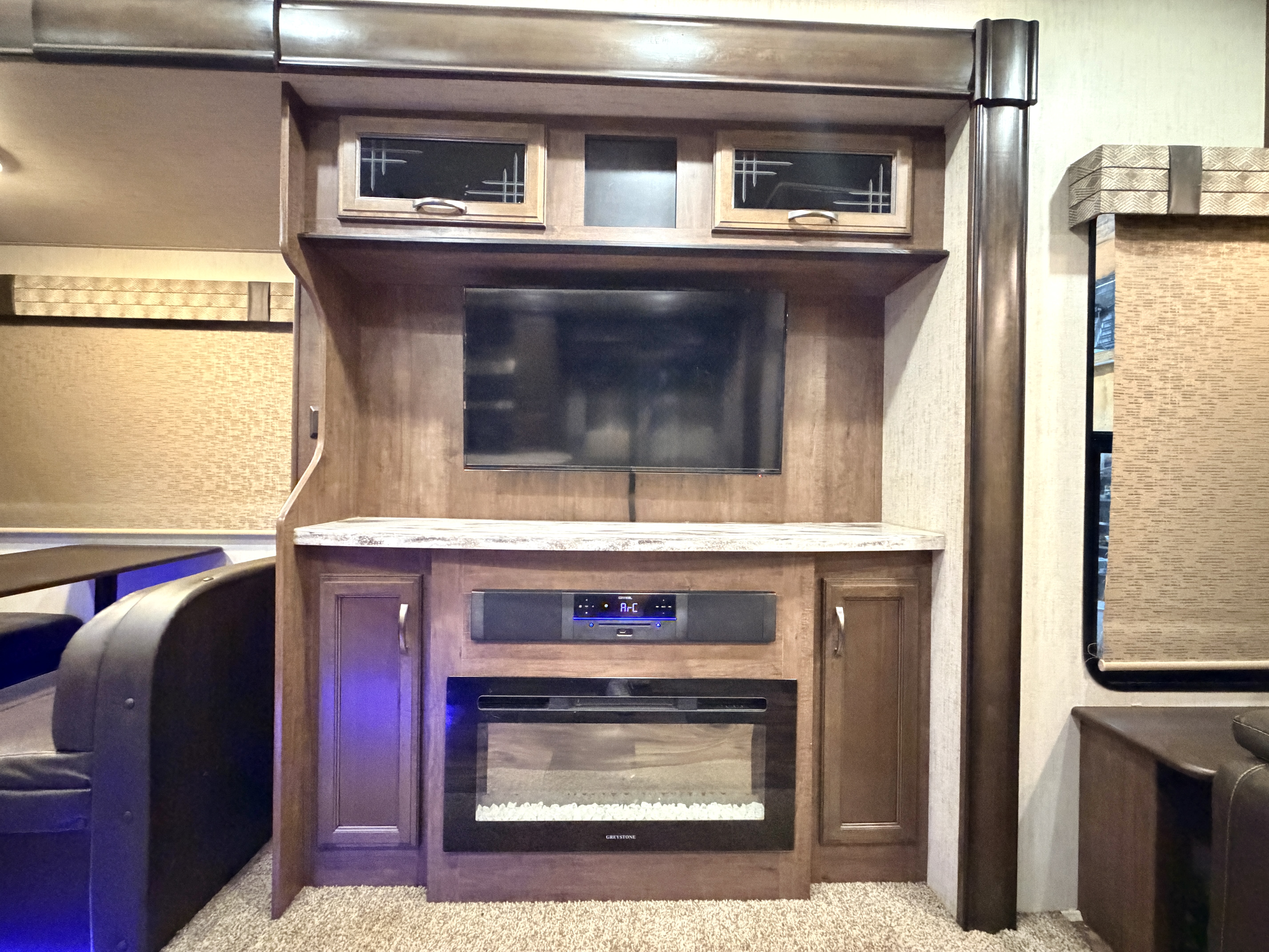 2020 Forest River Sandpiper 372LOK - Image 9