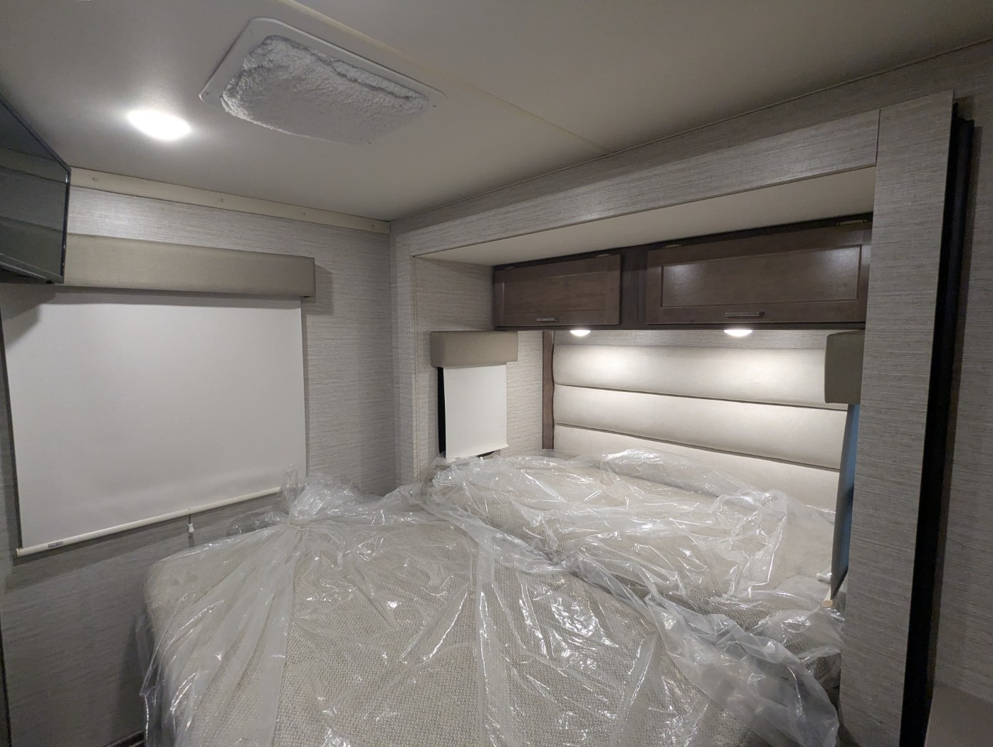2022 Winnebago Minnie Winnie 22M - Image 21