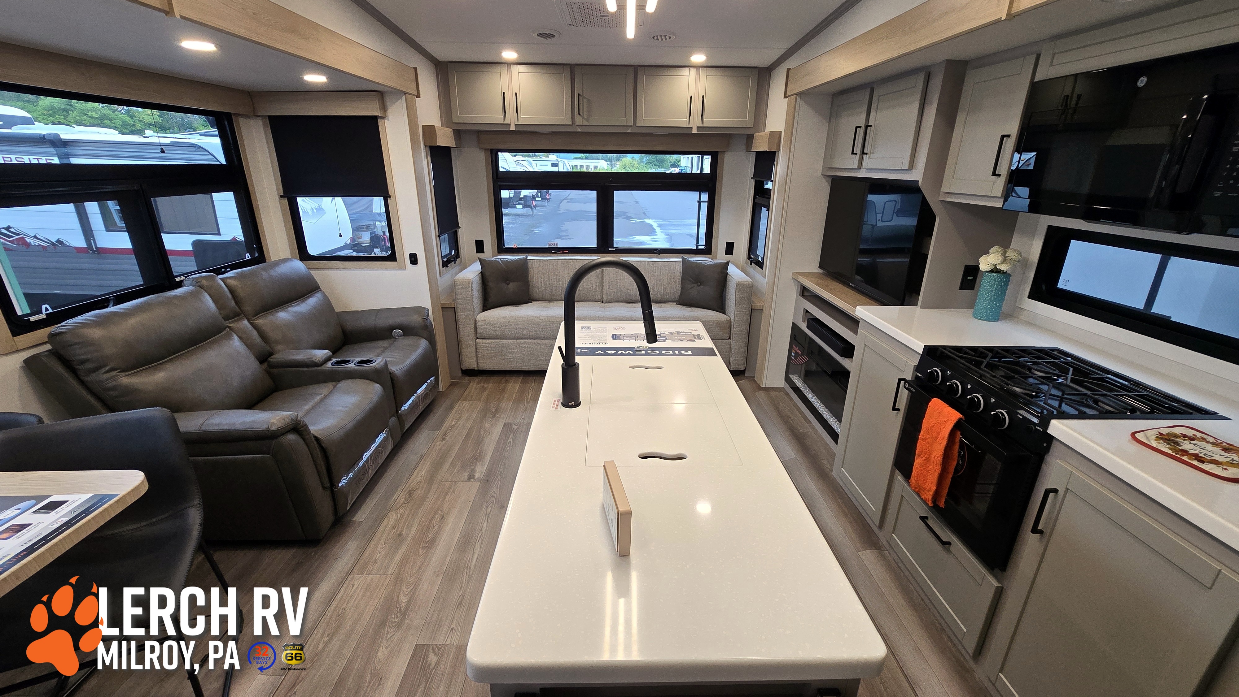 2027 KZ RV Ridgeway 36MBL - Image 15