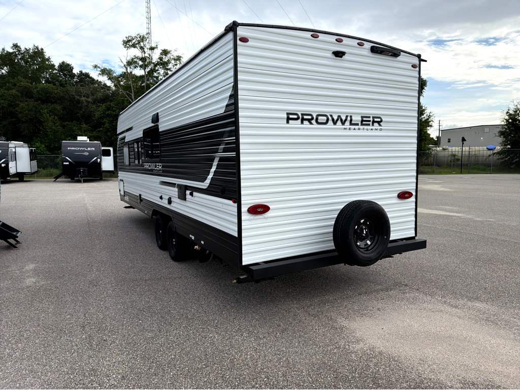 2027 HEARTLAND PROWLER 2600BH - Image 4