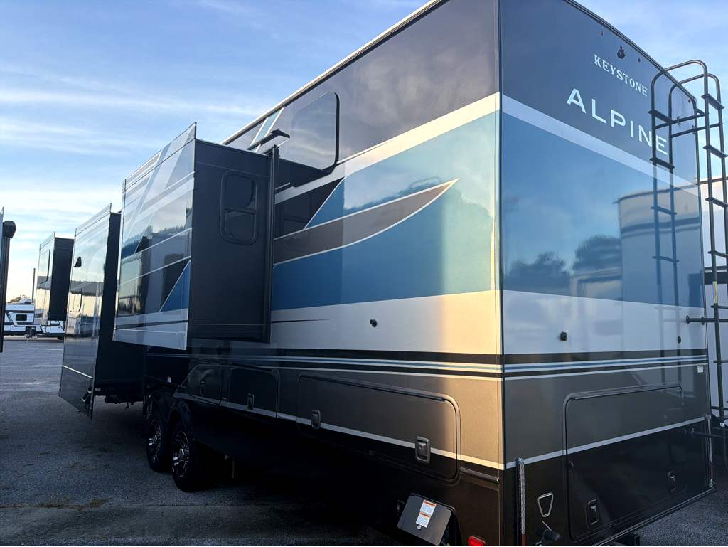 2026 Keystone ALPINE 3710FL - Image 3