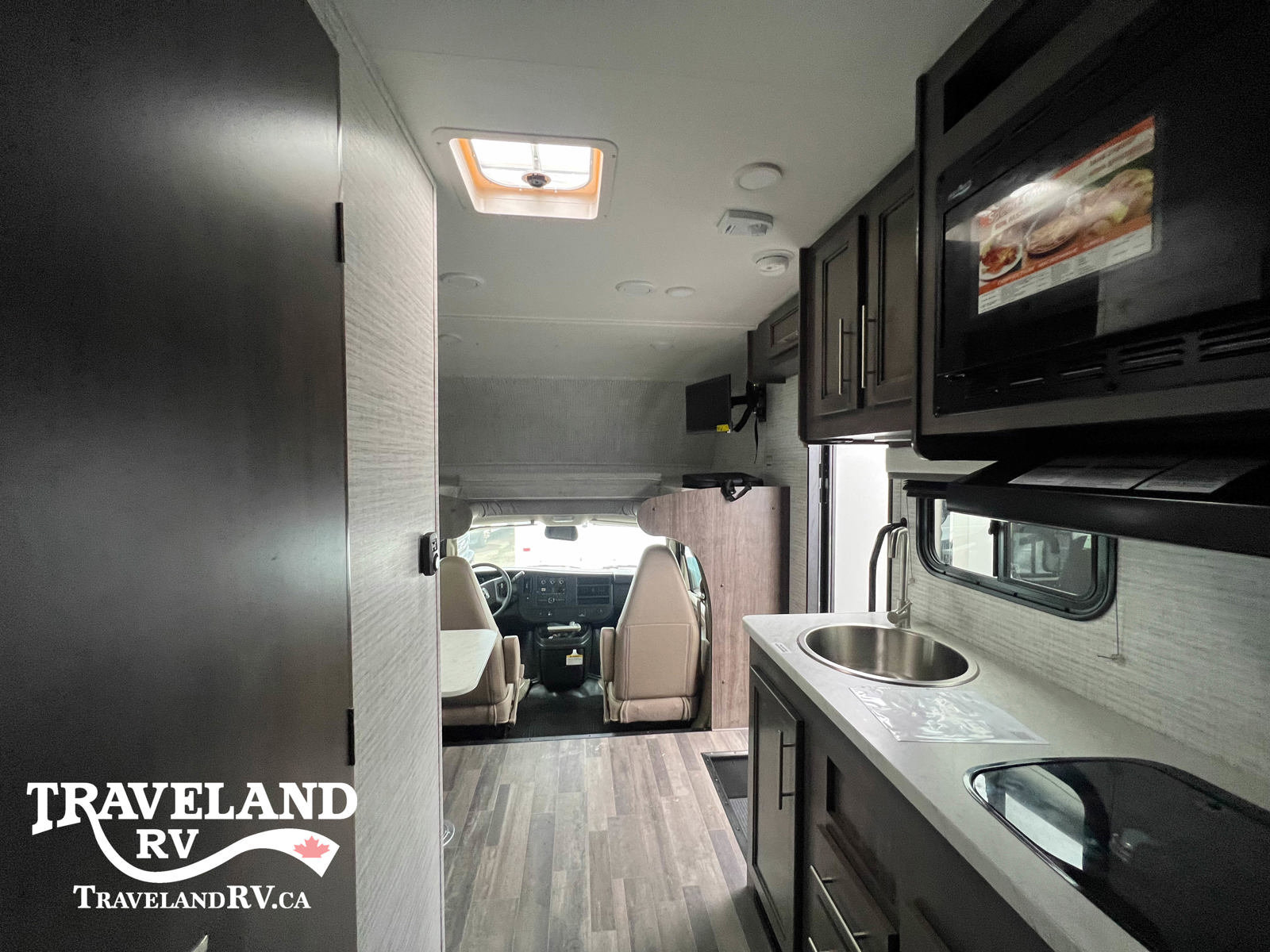 2025 Entegra Coach Odyssey SE 22T - Image 29