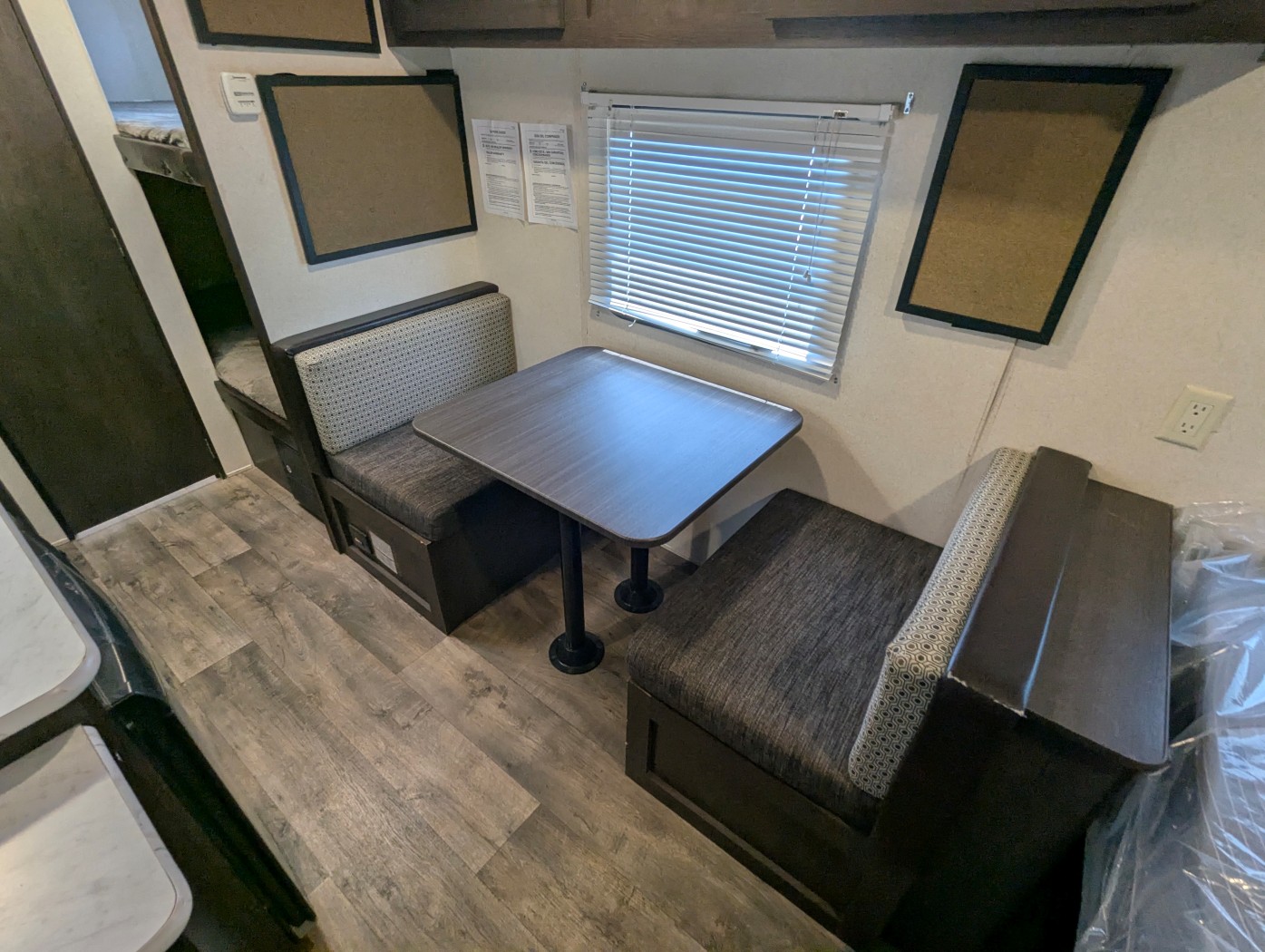 2018 Forest River EVO 177BH - Image 9