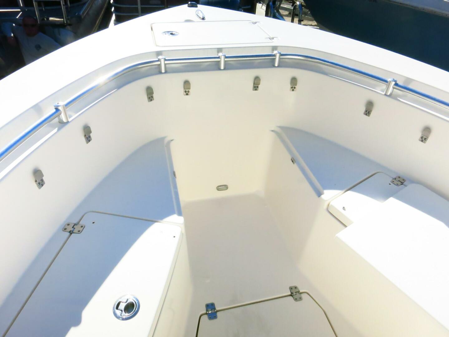 2020 COBIA 237 Center Console Base - Image 12