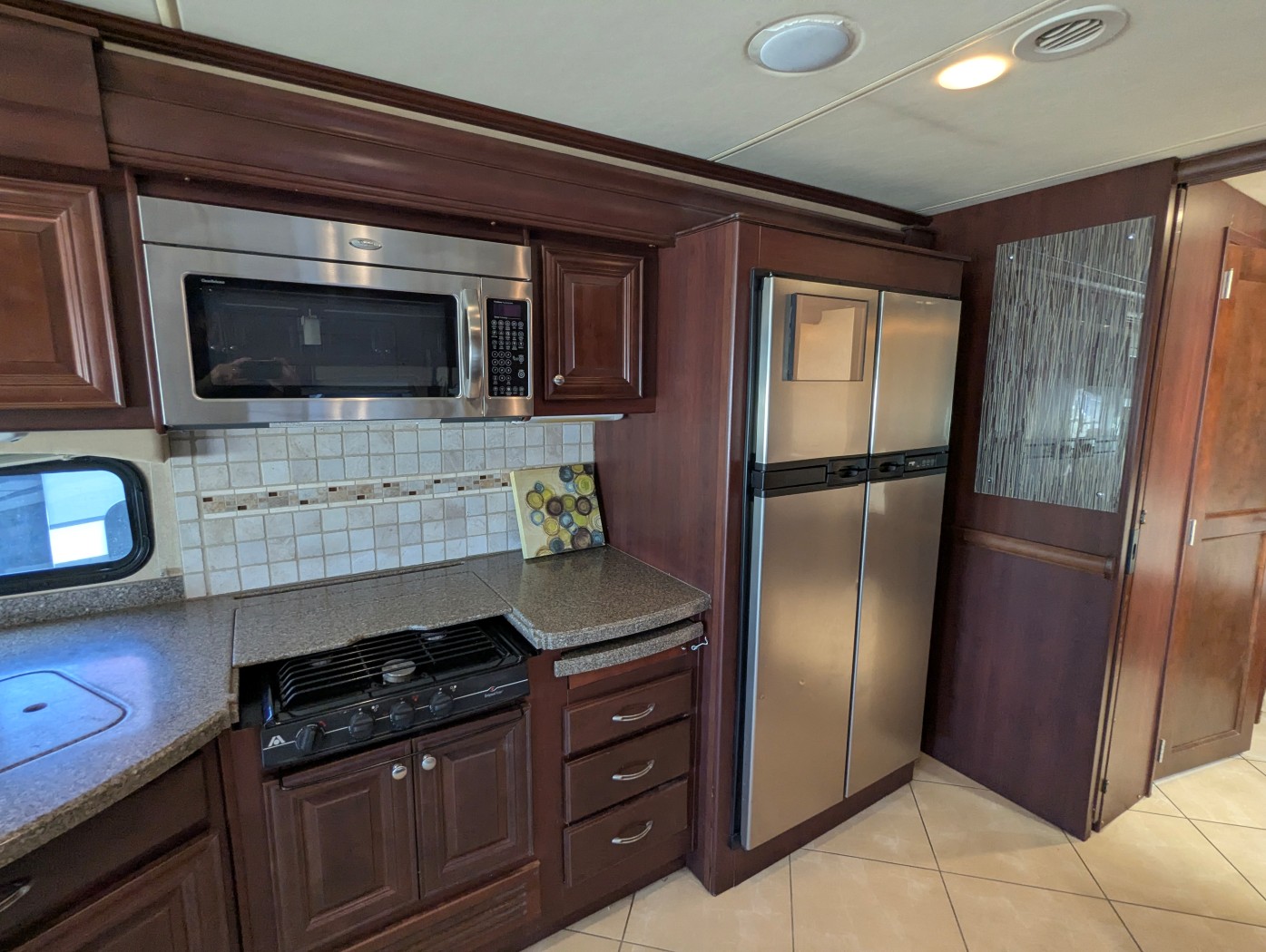 2011 DAMON ASTORIA 40KT - Image 20