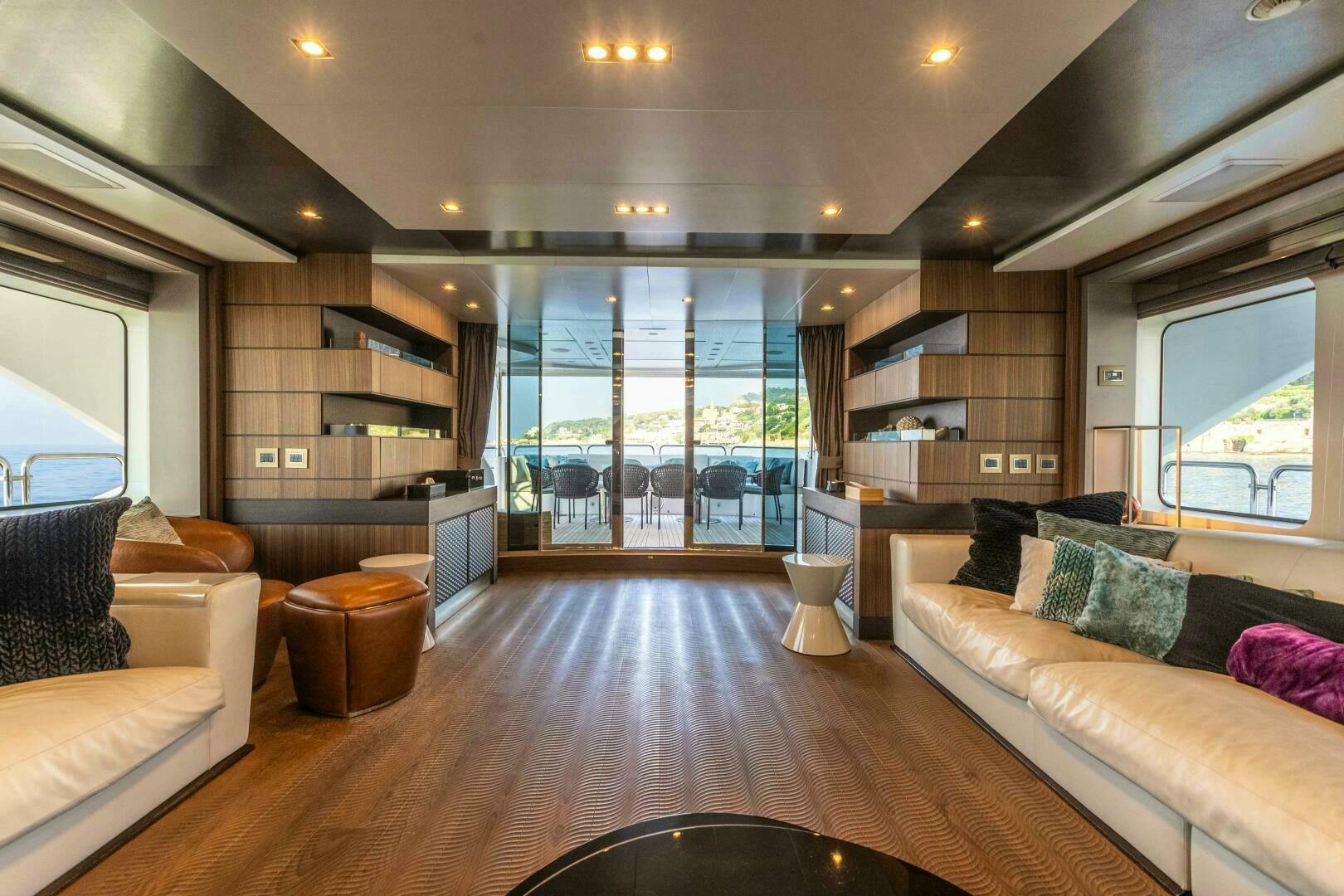 2015 Benetti Benetti Classic 121 - Image 26