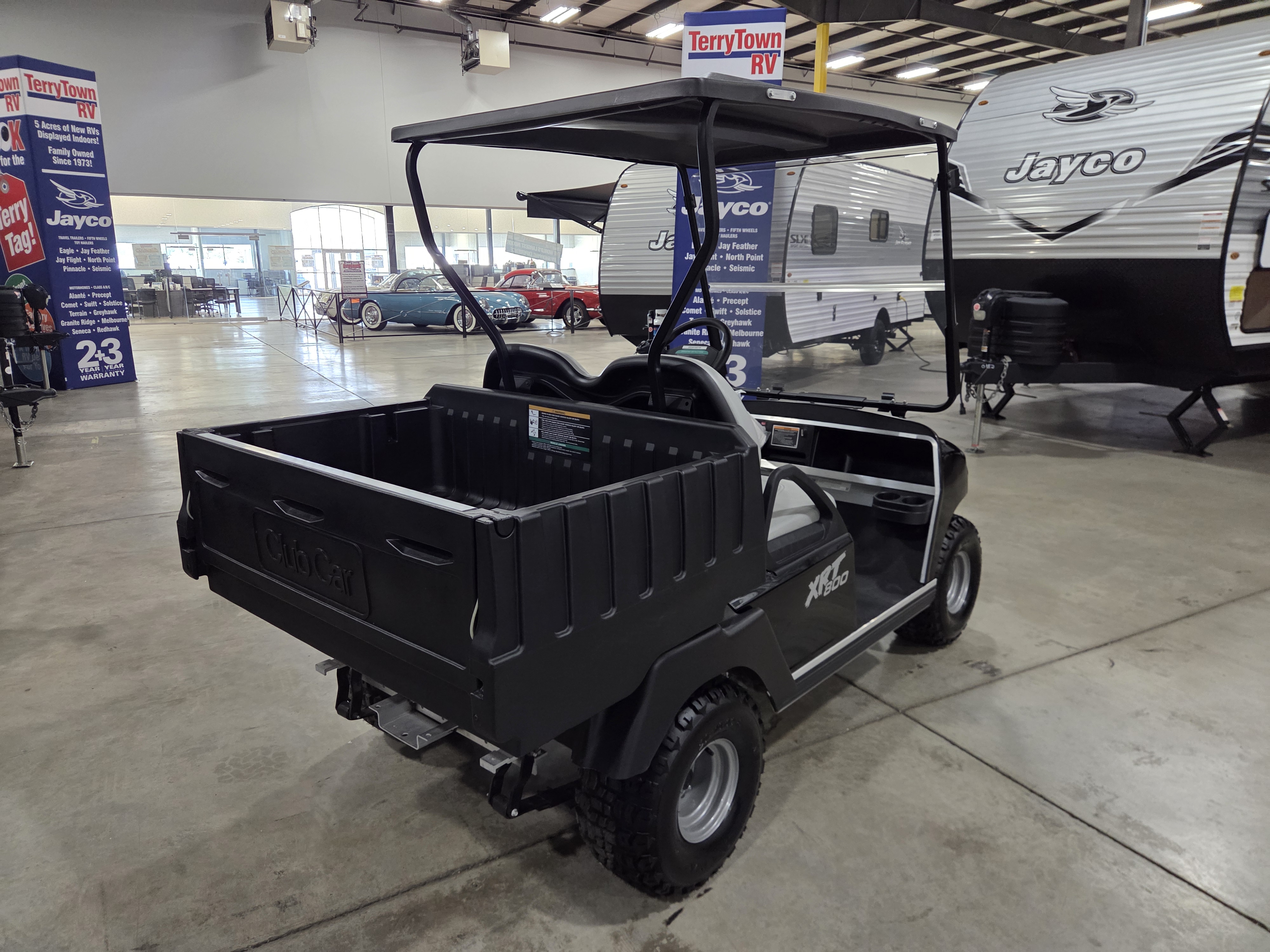 2024 Club Car XRT 800 Gas - Image 2