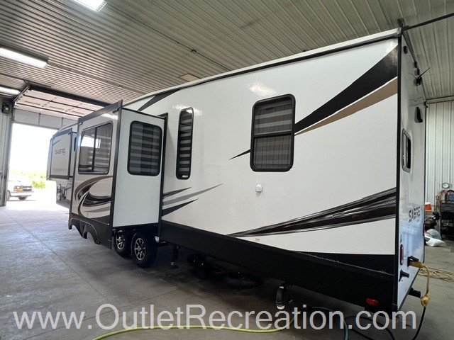 2022 Forest River Sabre 37FBT - Image 4