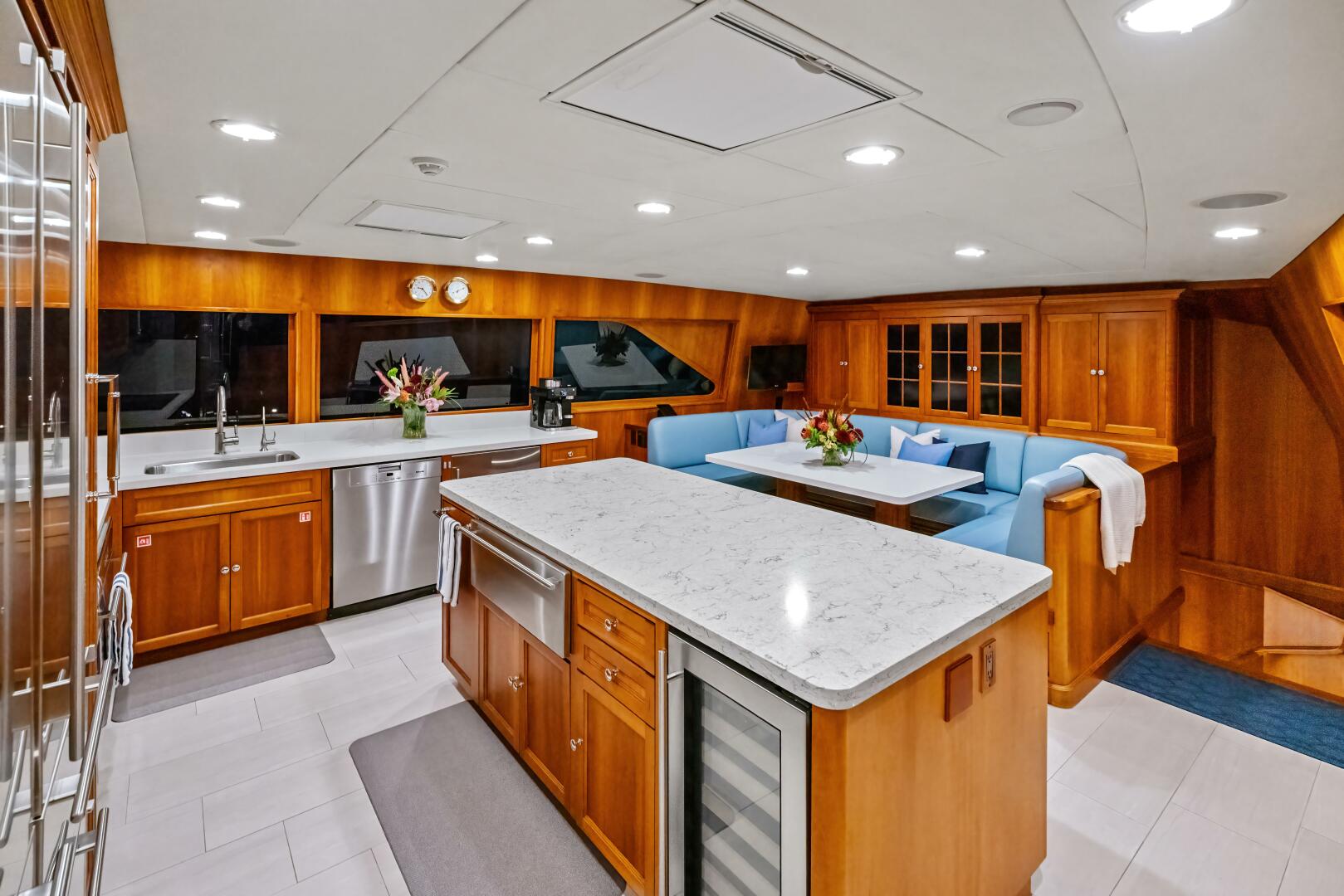 1998 Burger Raised Pilothouse - Image 9