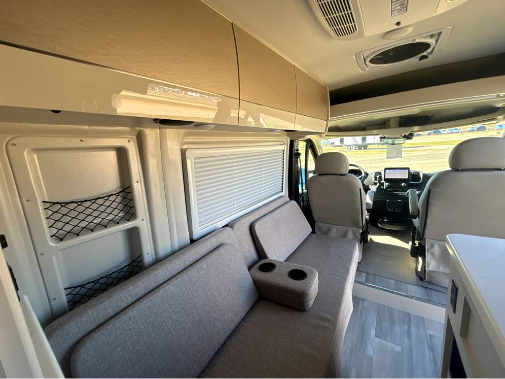 2026 THOR MOTOR COACH SCOPE 18M - Image 23