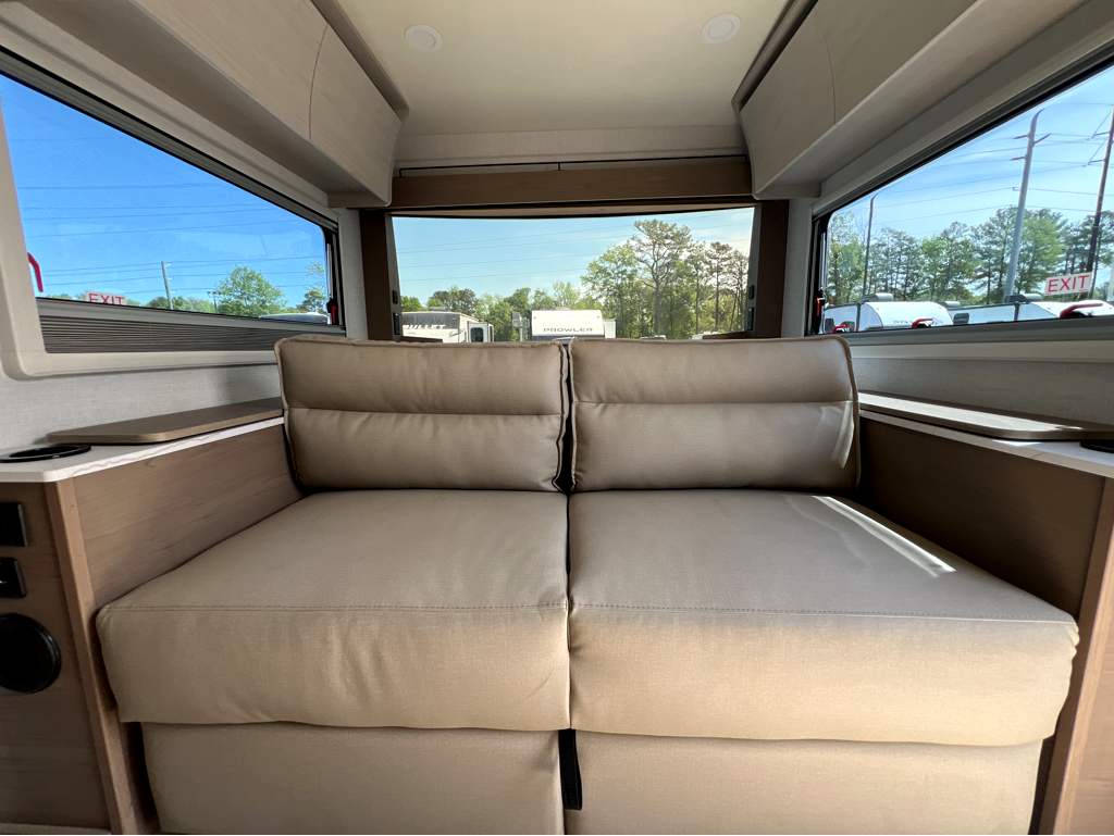 2025 GRAND DESIGN SERENOVA 150HL - Image 6