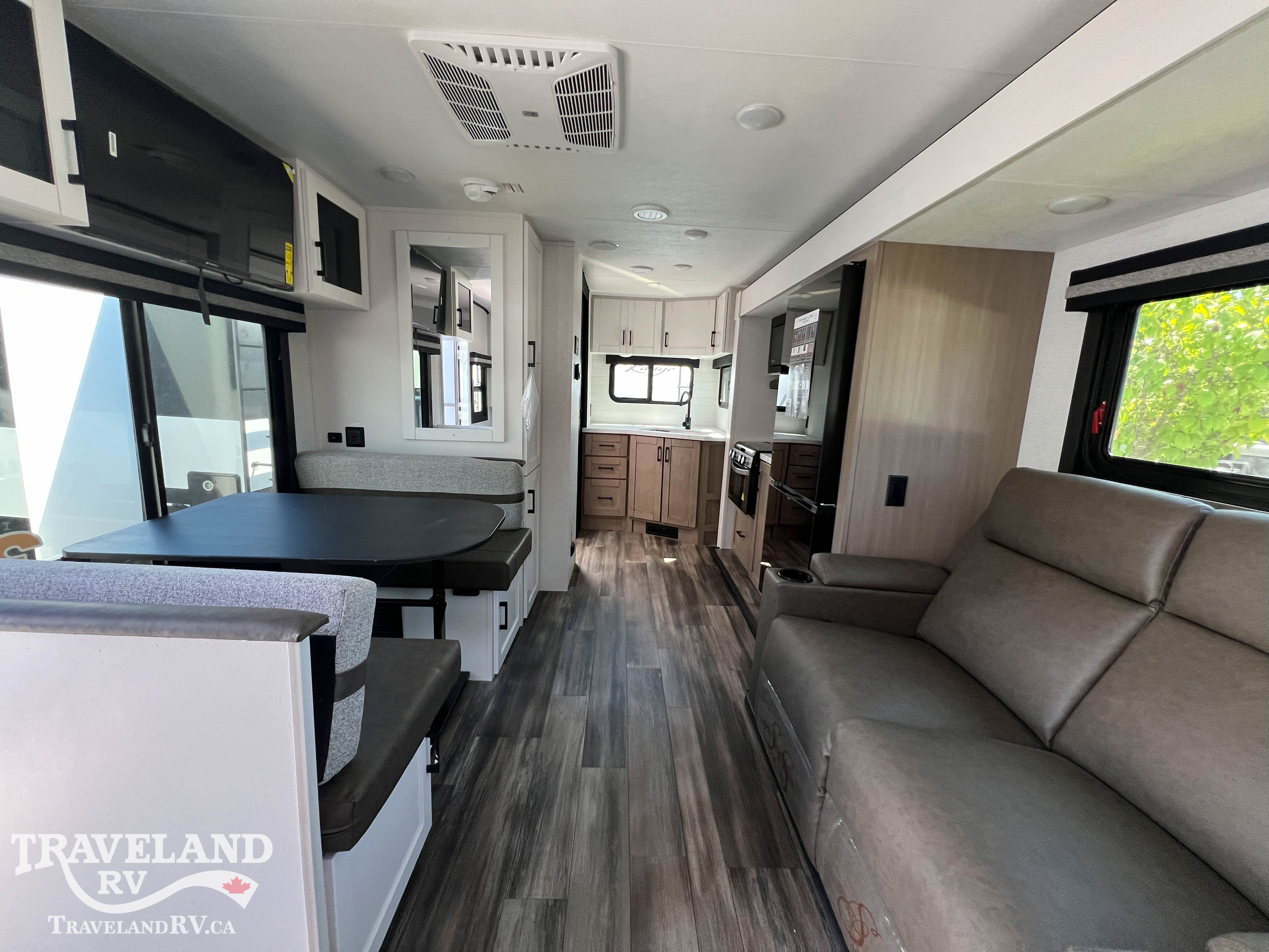 2026 Highland Ridge Range Lite 211RKM - Image 4