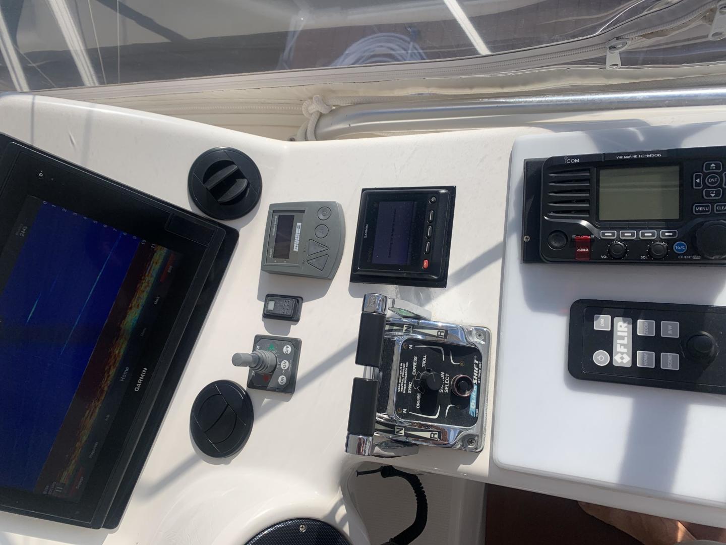 2008 Riviera 51 Flybridge - Image 17