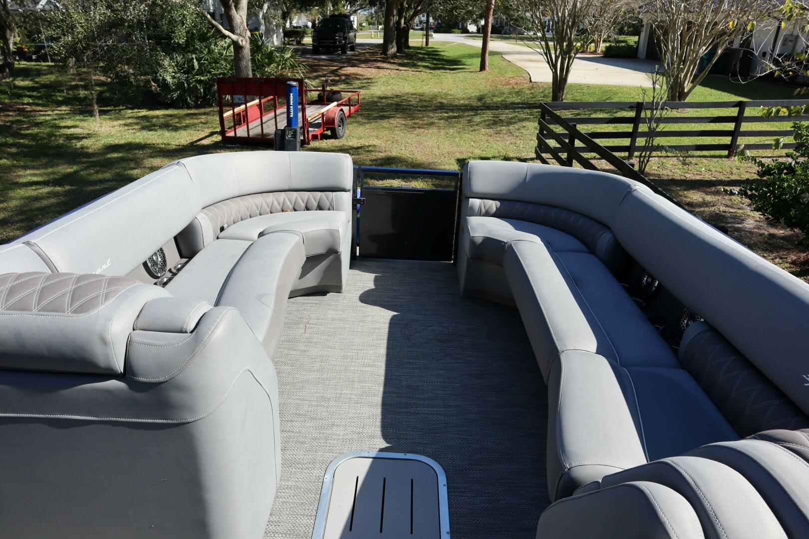 2021 Bennington RX25 Sport - Image 24