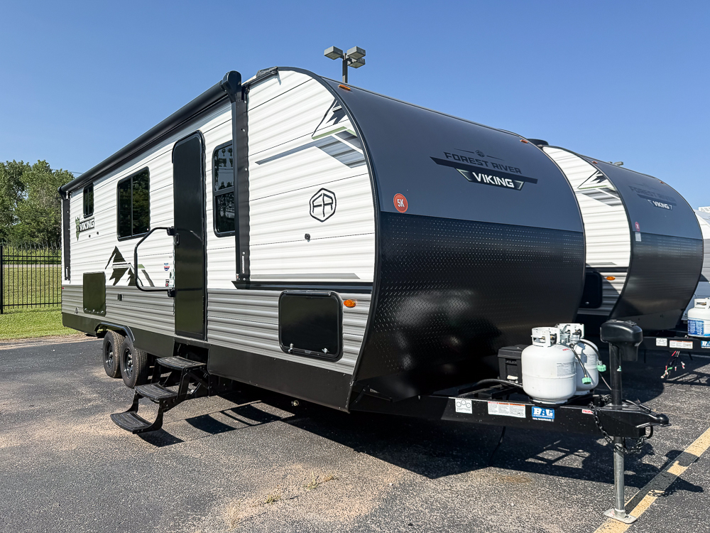 2025 COACHMEN 25QBH - Image 1