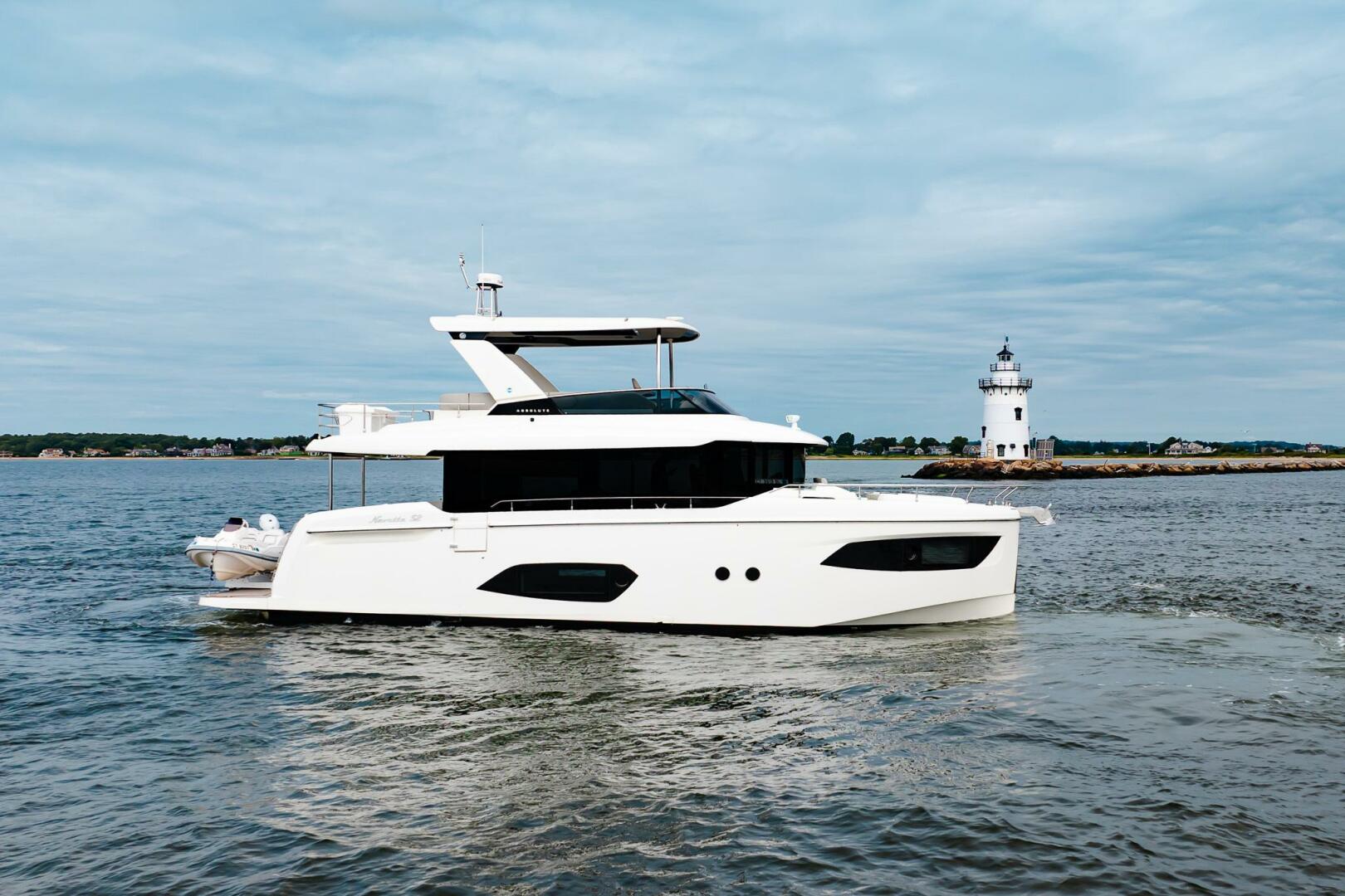 2023 Absolute Navetta 52 - Image 3