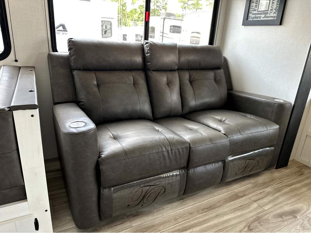 2026 VENTURE RV SIENNA 293VIK - Image 12