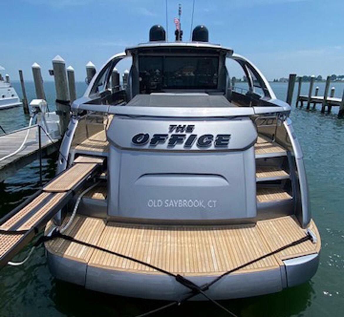2016 Pershing 70 - Image 31