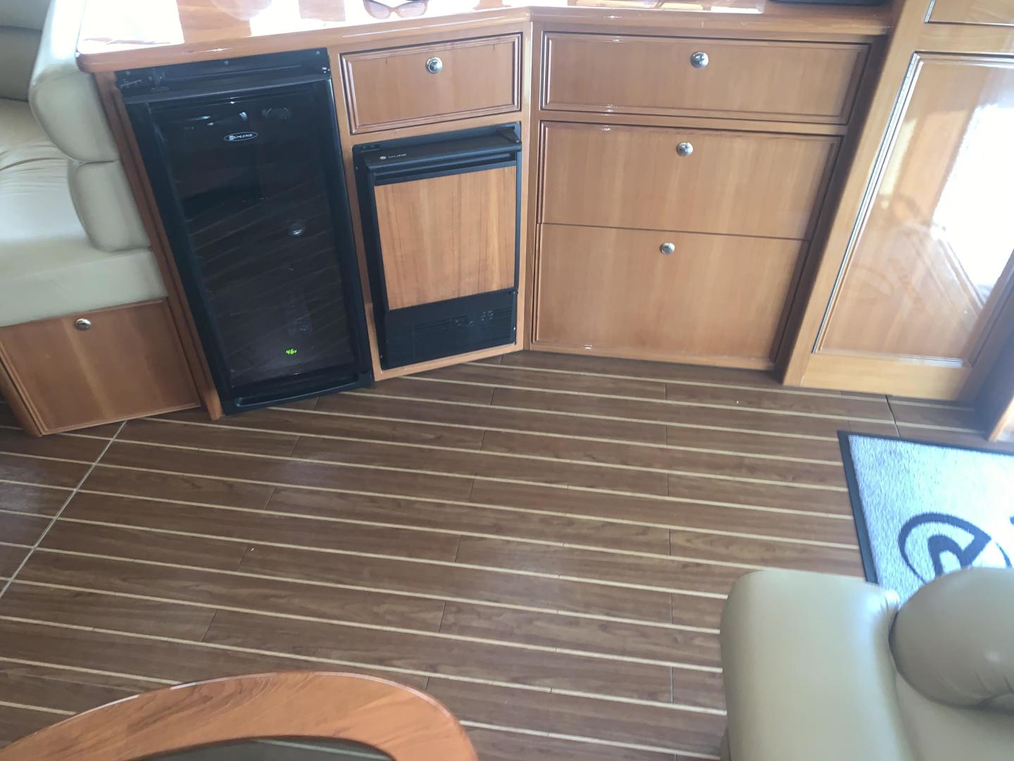 2008 Riviera 51 Flybridge - Image 28
