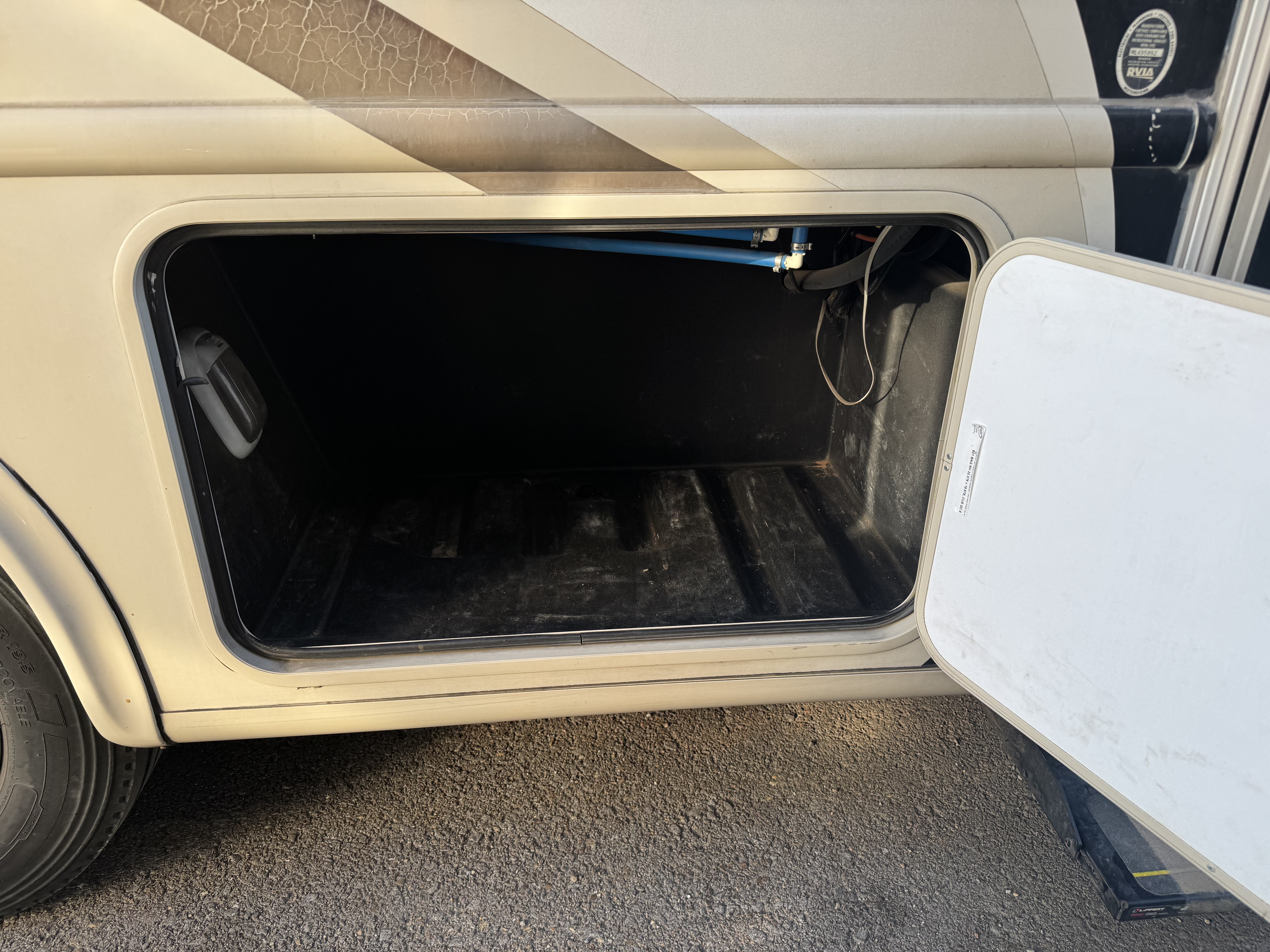 2015 Thor Motor Coach ACE 29.2 - Image 6