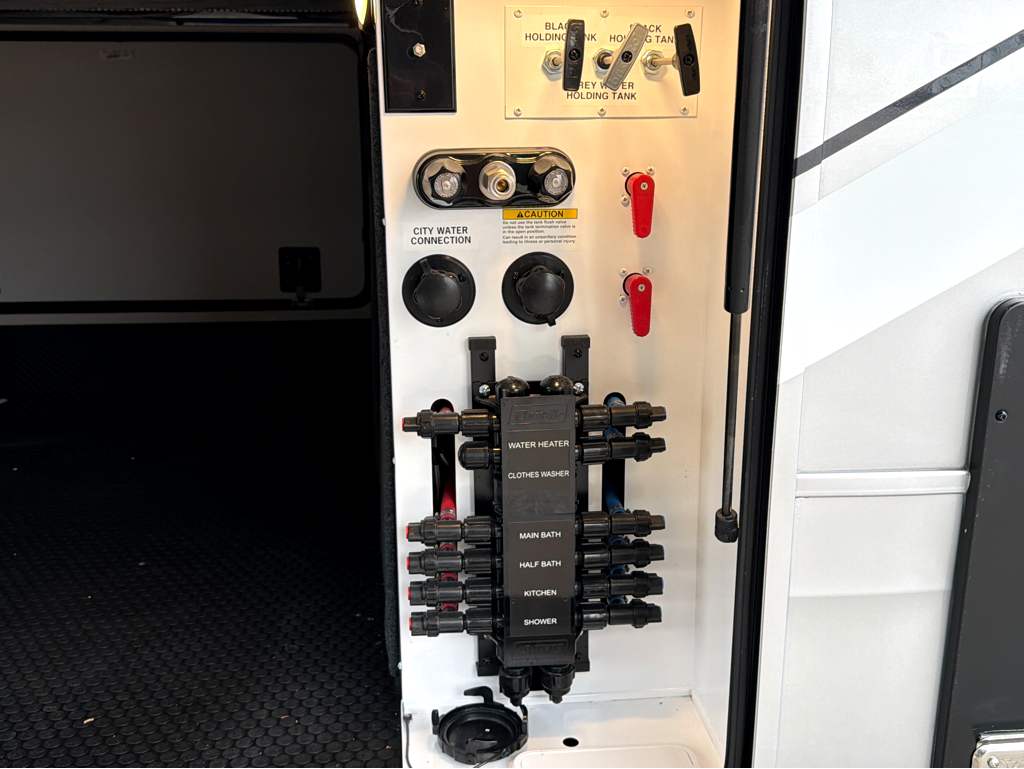 2027 JAYCO PINNACLE 39FBRL - Image 9