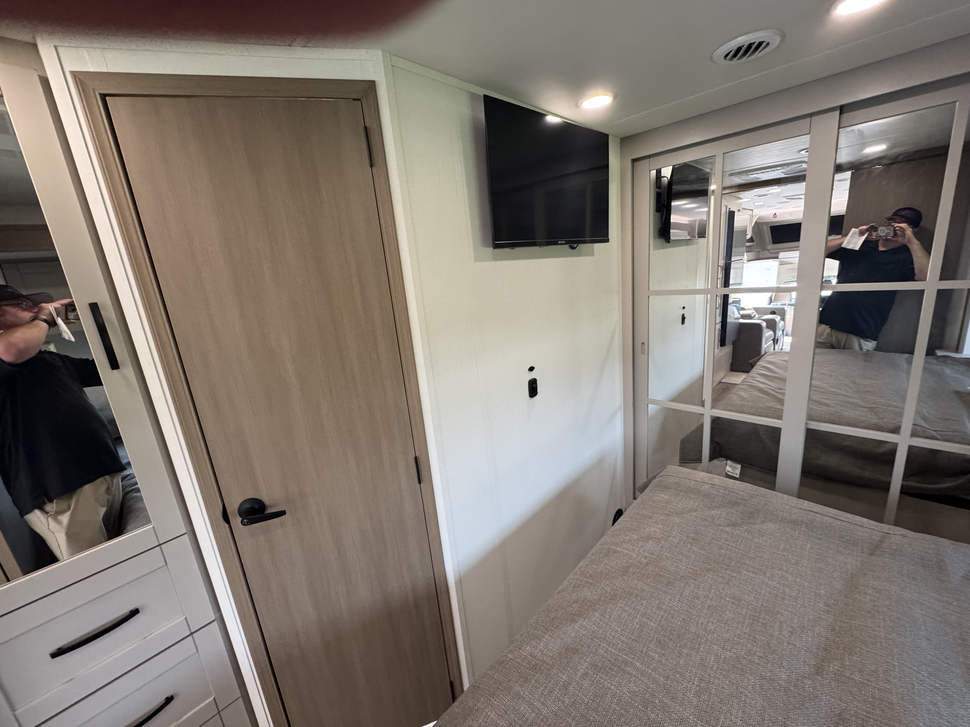 2027 JAYCO GREYHAWK XL 32U - Image 29