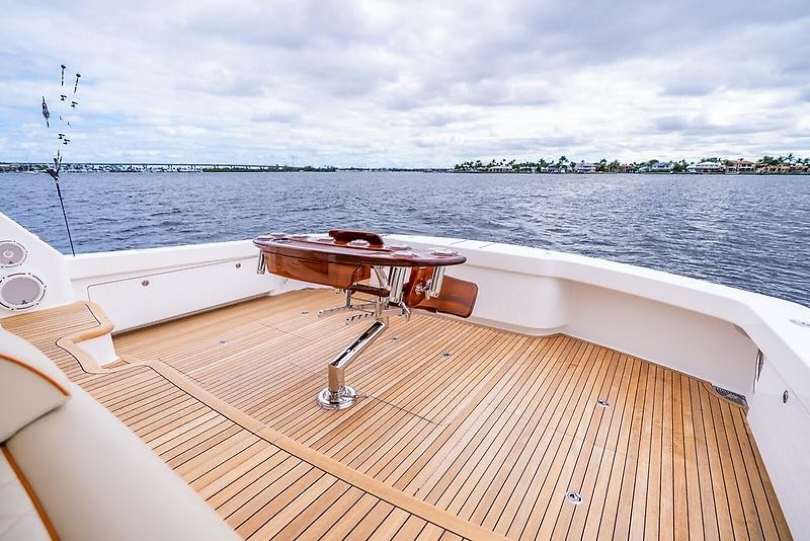 2019 Viking 68 Enclosed Bridge - Image 9