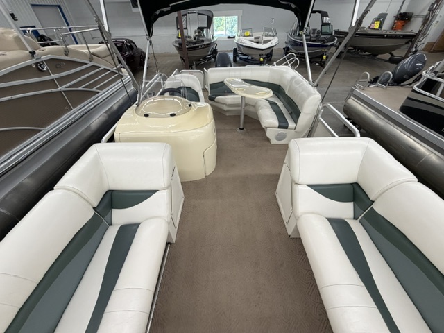 2003 LOWE SUNCRUISER TRINDAD 222 - Image 11