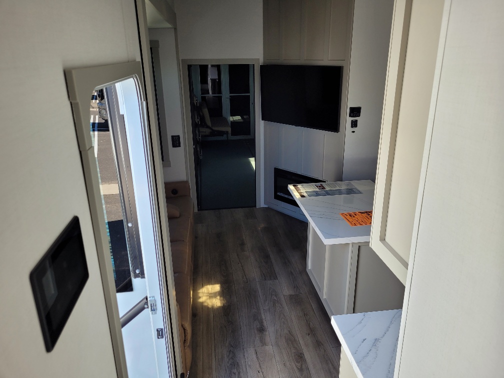2026 Brinkley RV Model Gx 4000X - Image 25