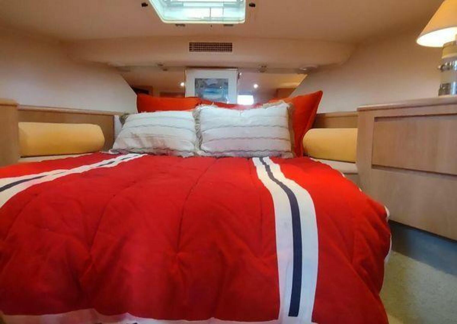 1996 Hatteras 50' Sport Deck - Image 49