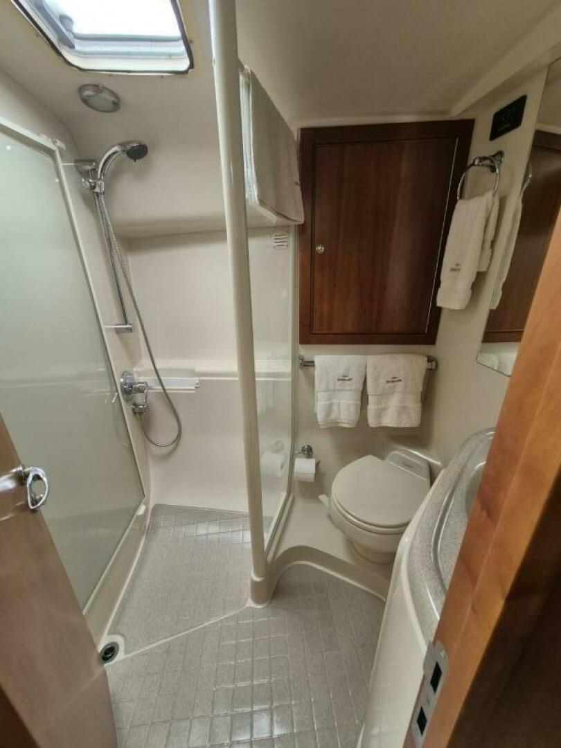 2004 Riviera 4000 Offshore - Image 58