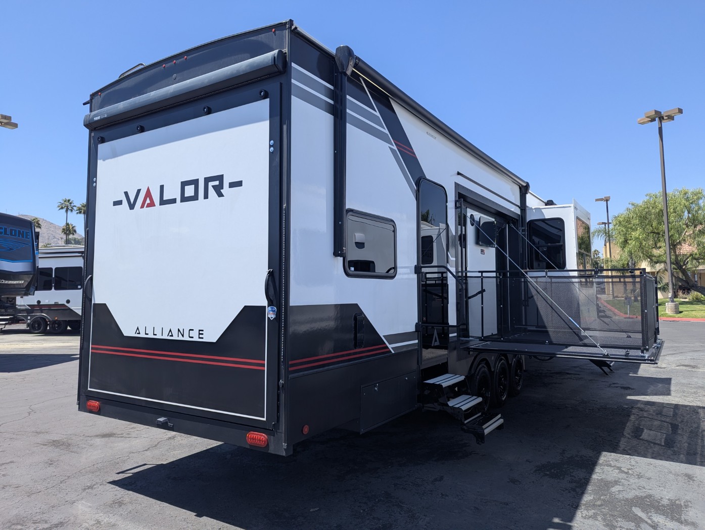 2026 Alliance RV Valor 42V14 - Image 11