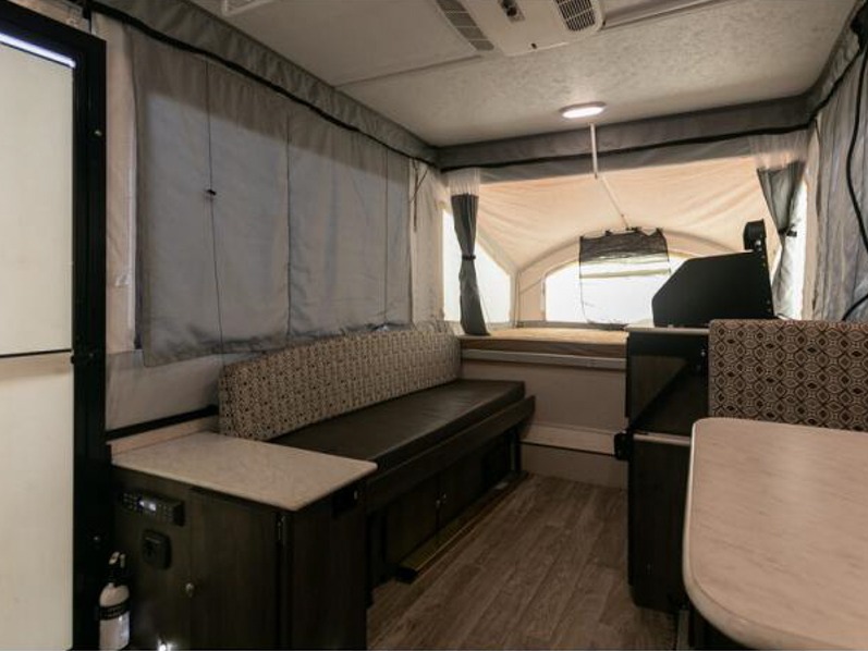 2020 Coachmen Clipper Classic 1285 SST - Image 8