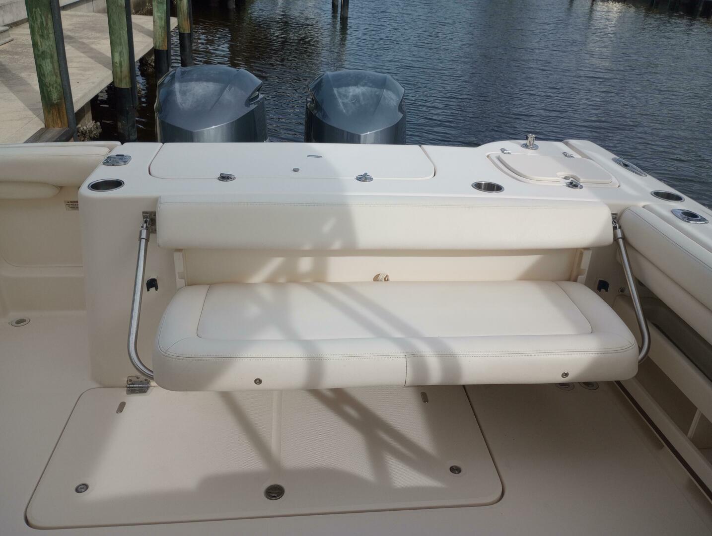 2016 Grady-White Freedom 307 - Image 3