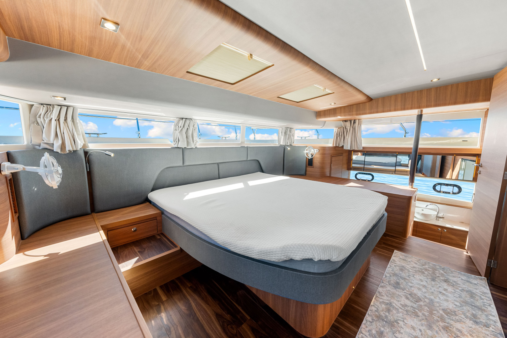 2022 Aquila 54 Yacht - Image 94