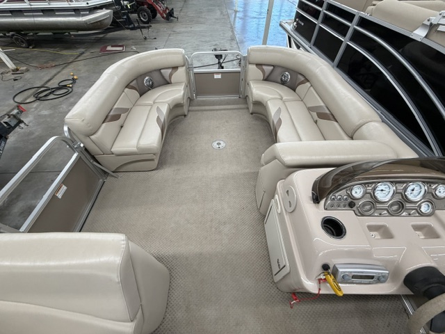 2011 SUNCHASER 8520 - Image 19