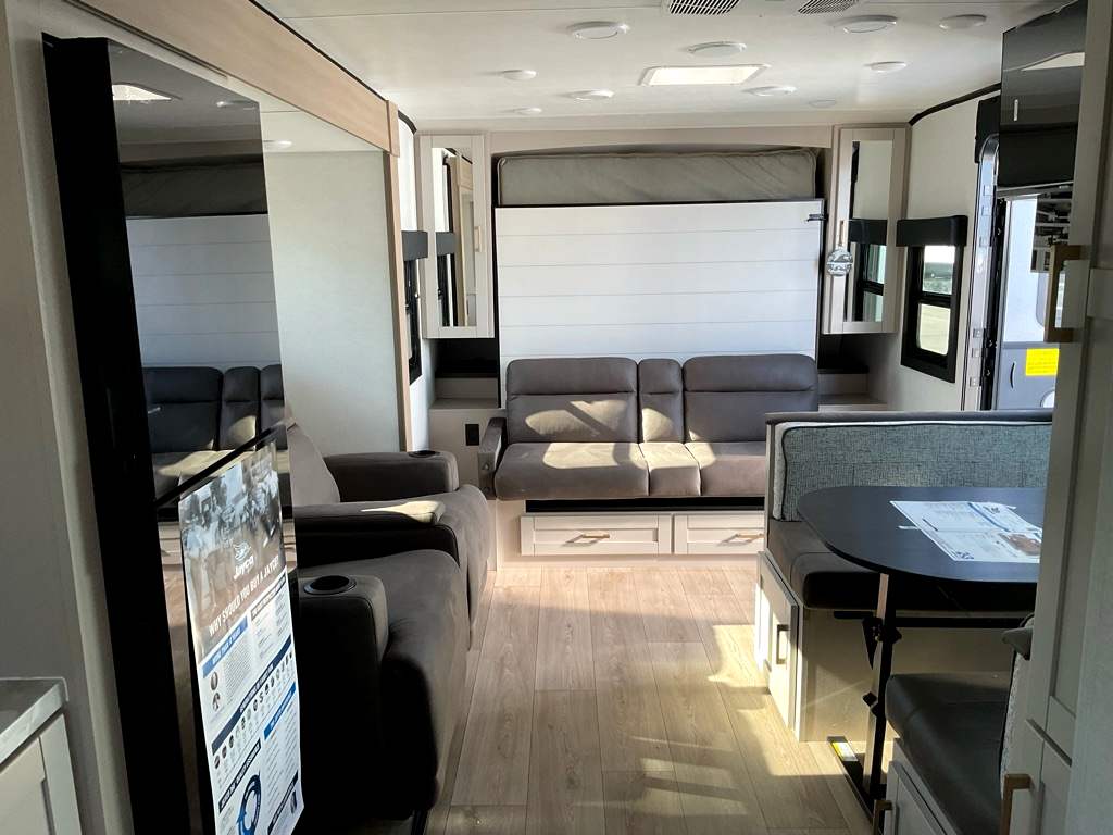 2027 JAYCO Jay Feather 21MML - Image 6