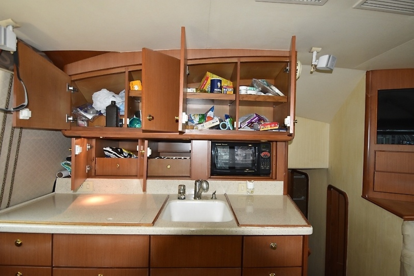 2006 Ocean Yachts 46 Super Sport - Image 53