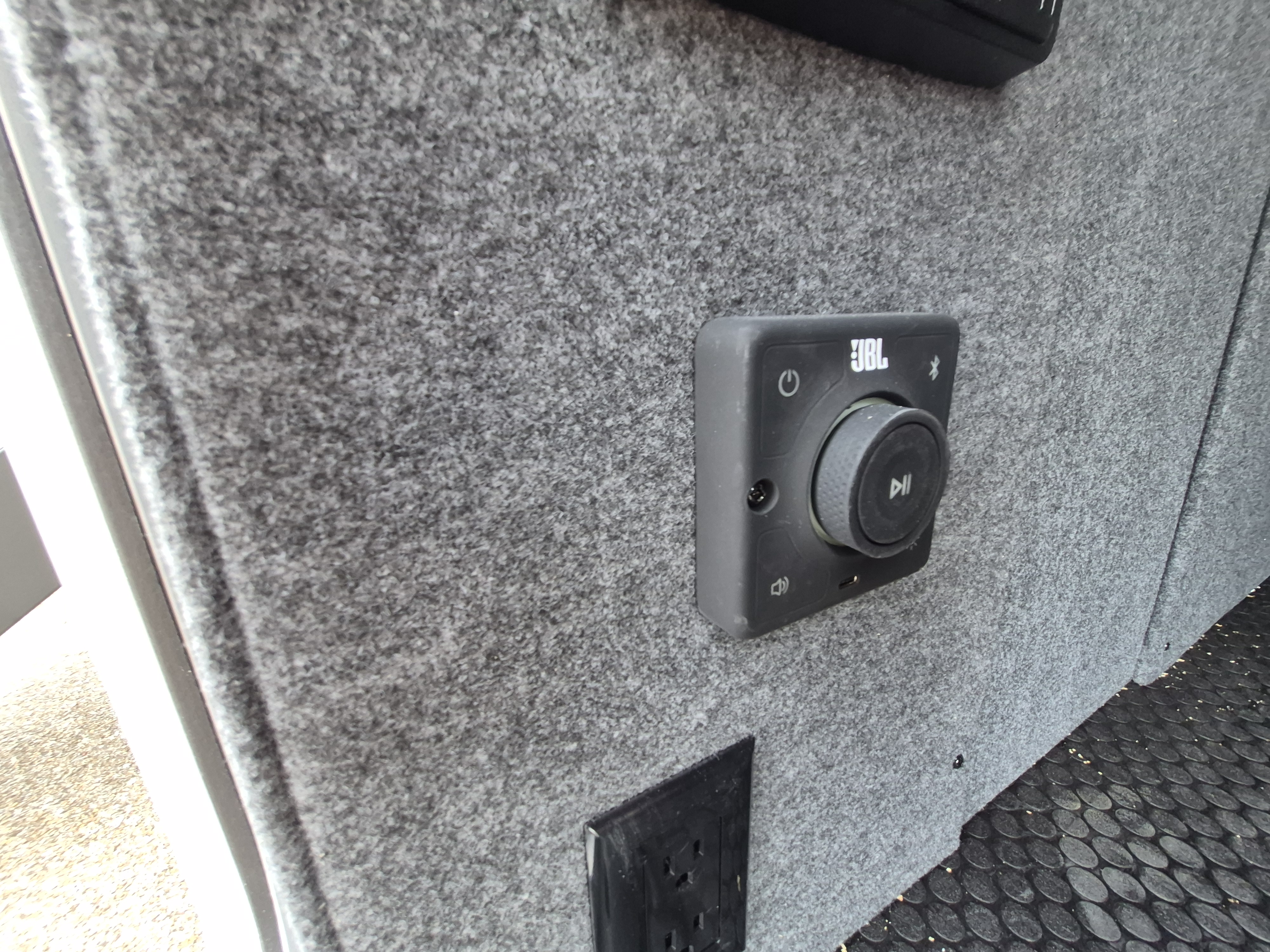 2027 JAYCO PINNACLE 32RLTS - Image 9